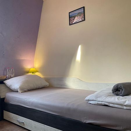 Cloud 9 Hostel Plovdiv Exteriör bild
